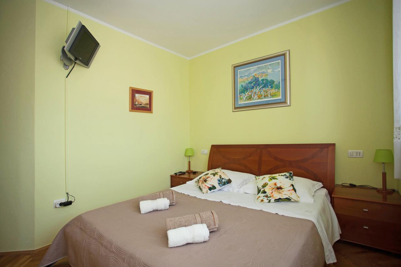 Apartment Pia Rovinj Exterior foto